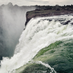 Foto av ett vattenfall